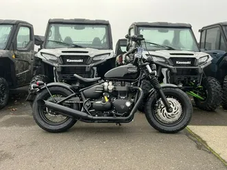 2020 triumph bonneville bobber jet black