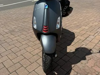 vespa sprint 50