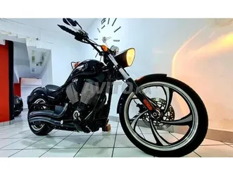 2015 victory vegas 8-ball noir brillant