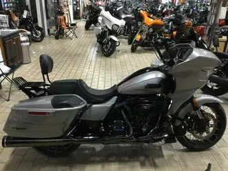 2023 harley-davidson® cvo™ road glide® dark platinum w/pinstripe