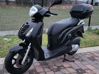 skuter honda ps 125. super stan. siennica nadolna