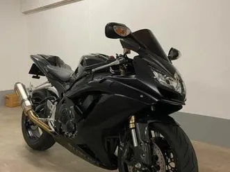 suzuki gsxr 600 k9