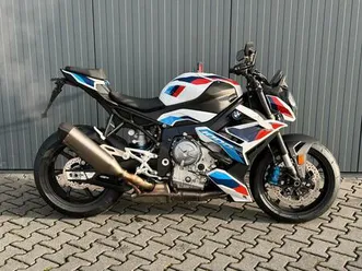 bmw m 1000 r