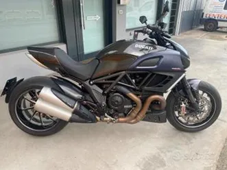 ducati diavel carbon