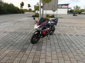 honda cbr 1000rr sc57