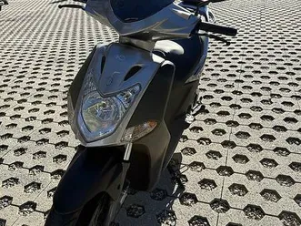 kymco agility 125 cc canton tessin -