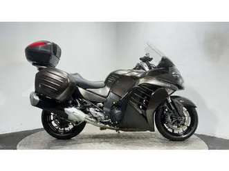 kawasaki gtr 1400 2011 only 12k full luggage very clean 1400 cc tourer bike