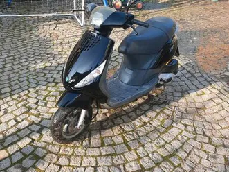 piaggio zip quattrotempel roller