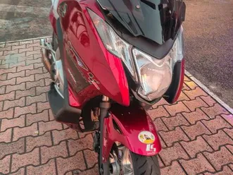 échange scooter honda 700