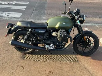 moto guzzi v7 iii stone 750 verte green army