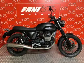 moto guzzi v 7 stone iii nero