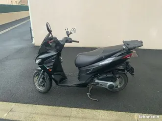 scooter sxr 50 aprilia