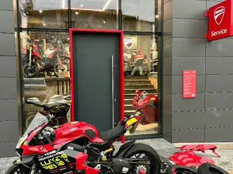 ducati panigale v4 okruhovka orig plasty atd...