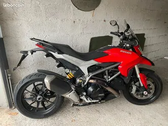 ducati hyperstrada 821 abs révisée