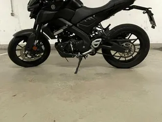 yamaha mt-125 vollausstattung !