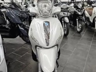 piaggio beverly 300