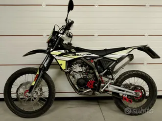 fantic motard 125 4t