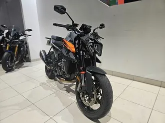 ktm 990 duke 2025 990 cm3 | moto roadster | 1 800 km | noir | 29200 brest