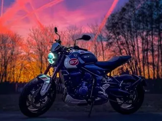 triumph trident 660 (tribute edition 24)