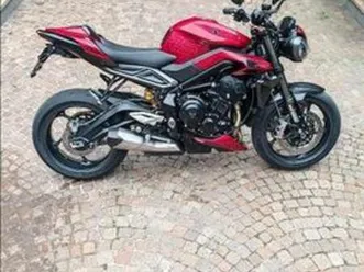 triumph street triple 765 rs