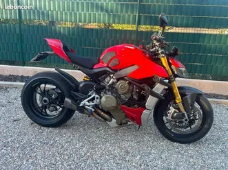ducati streetfighter v4s 2022 – full équipée, ligne akrapovic, état impeccable