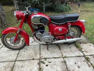 250 sgs sport oldtimer motorrad aus den 50ern