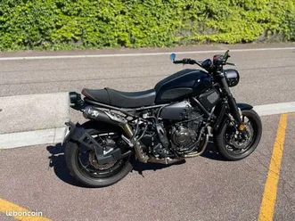yamaha xsr 700