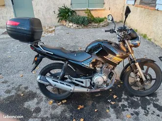 vend ou échange contre scooter 2temps 125