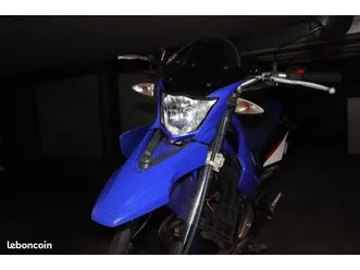 yamaha wxr 125 – 2012 – fiable, style supermotard + accessoires