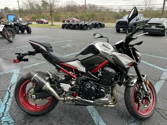 2023 kawasaki z900 abs metallic black/graphite gray/flat black