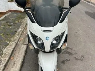 piaggio - xevo 125