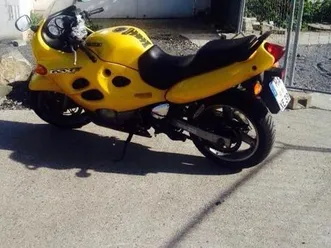 suzuki gsx 600 f