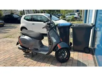veepa 300 gts hpe supersport met akrapovic — scooters | vespa — marktplaats