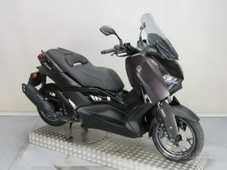 yamaha x-max 125 abs techmax black magma