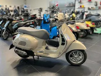 vespa gts 125