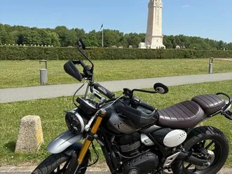 triumph scrambler 400x