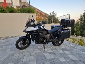 honda vfr1200x 1200 cm3, 2017 god.