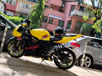 suzuki gsxr 750 →