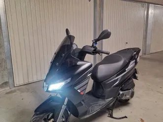 scooter 50 sxr aprilia