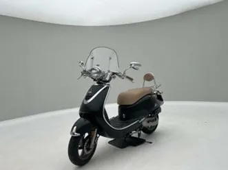 sym allo | weinig km | nette staat — scooters | sym — marktplaats