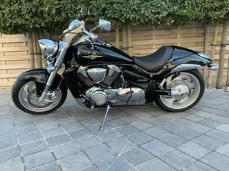 ② suzuki intruder 1800 r ** 25000km **zeer mooie staat **