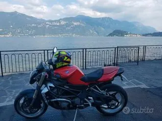 mv agusta brutale - 2004