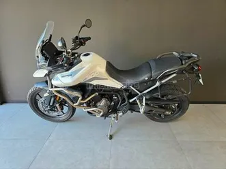 triumph - tiger 900