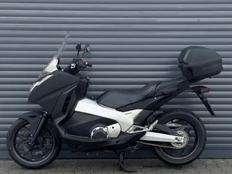 honda integra 750i black matt + 3 куфара →