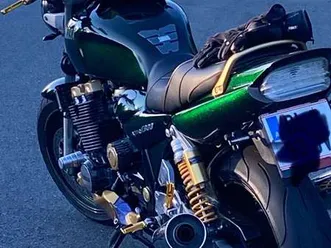 yamaha xjr 1300 grün