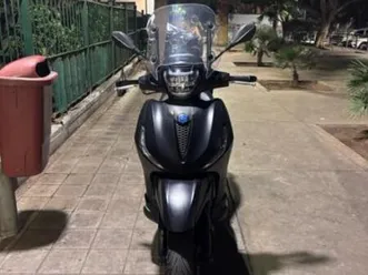piaggio - beverly 400 deep black