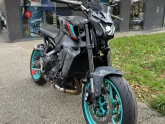 yamaha mt-09 35kw 2024 890 cm3 | moto roadster | 8 300 km | 38100 grenoble