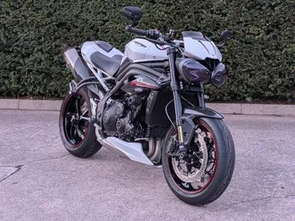 triumph speed triple 1050 rs 1050 cc