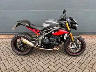 triumph speed triple 1050 naked petrol manual (129 ps) 1050 cc