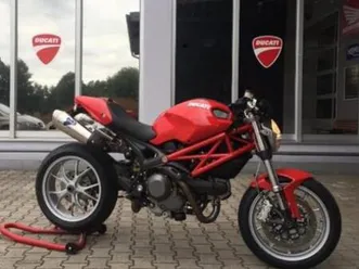 ducati monster 1100